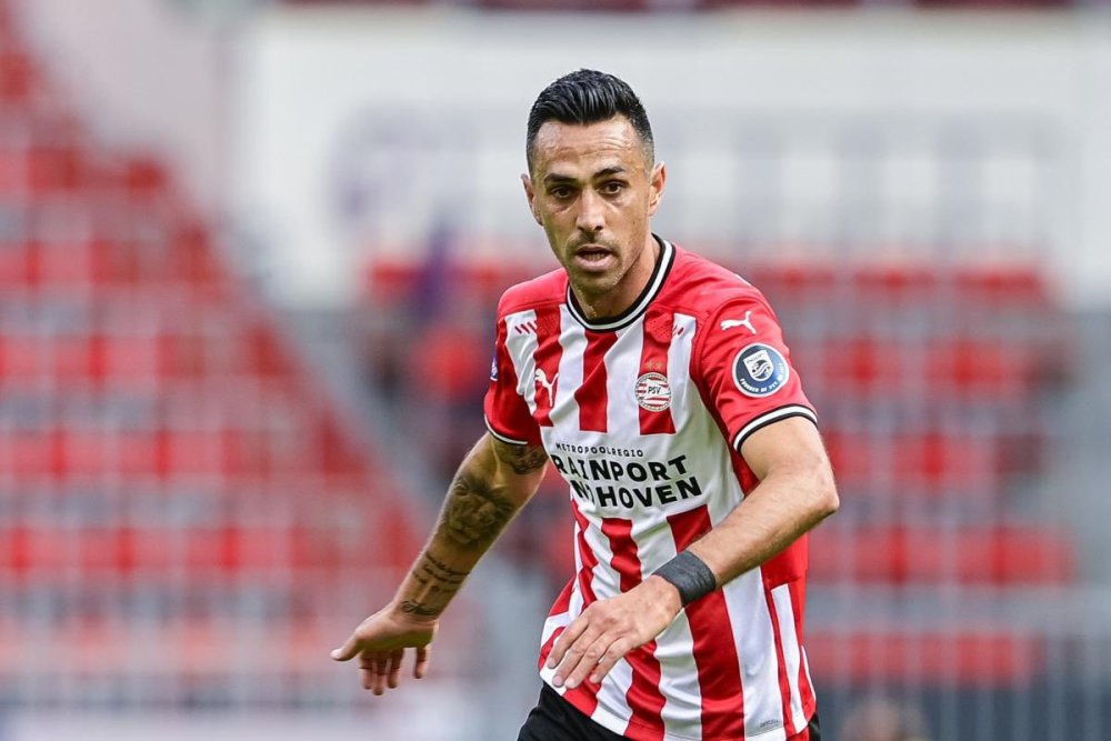 窗口期荷甲传出新动向;多伦多猛龙远射贴柱;管理层表态:引发热议;身体对抗强度拉满的简单介绍 窗口期荷甲传出新动向;多伦多猛龙远射贴柱;管理层表态:引发热议;身体对抗强度拉满的简单介绍